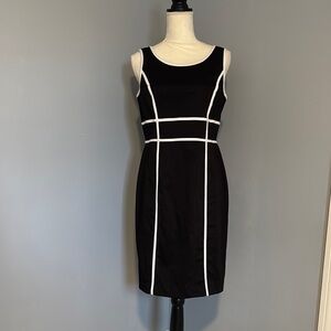 Elegant Calvin Klein Black and White Sleeveless Dress